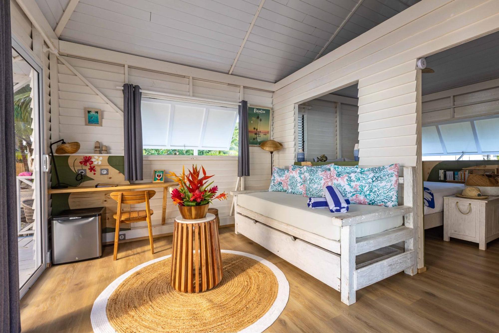 Opoa Beach Hotel Dış mekan fotoğraf